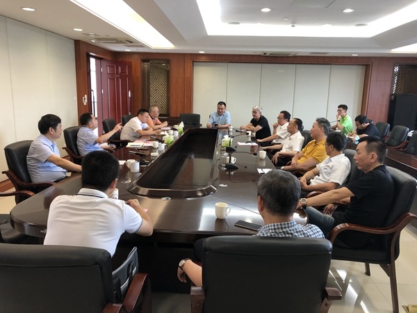  建链强链补链  肖汉辉副市长与泉州装备协会领导座谈 
