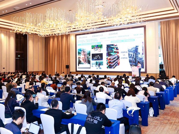 AI+管理 成就不凡——开思云聚与金蝶AI联办创见者峰会·泉州站